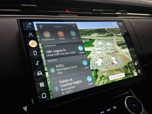 Used 2023 Land Rover Range Rover Sport SE Dynamic image 26