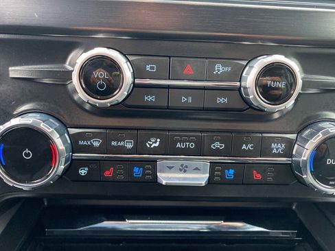 Used 2026 Ford F350 Lariat w/ Lariat Ultimate Package image 14