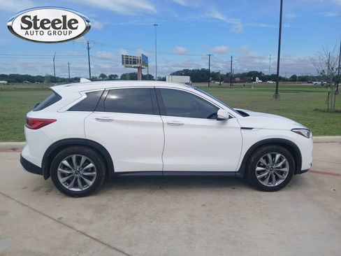 Used 2020 INFINITI QX50 Luxe FWD image 16