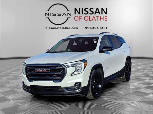 Used 2022 GMC Terrain AT4 image 1