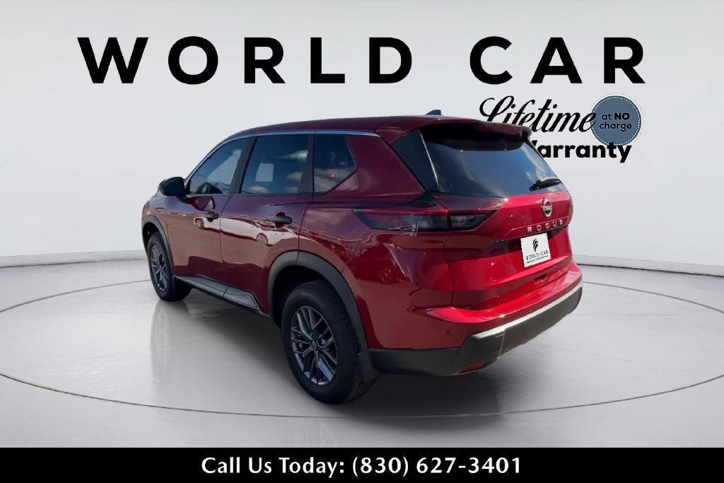 Used 2025 Nissan Rogue S FWD image 5