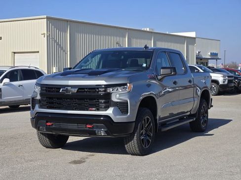 New 2026 Chevrolet Silverado 1500 LT Trail Boss w/ Convenience Package II image 2