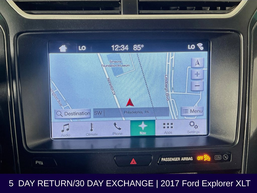 Used 2017 Ford Explorer XLT w/ Equipment Group 202A AWD/4WD image 18