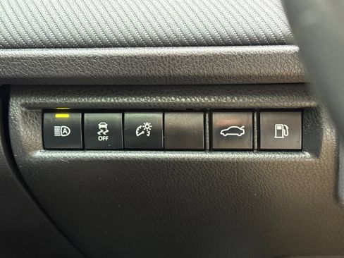 Certified 2025 Toyota Camry SE FWD image 42