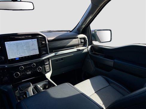 Used 2024 Ford F150 Lariat w/ FX4 Off-Road Package image 24