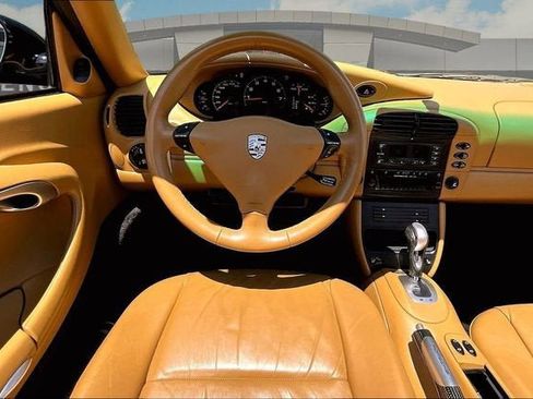Used 2000 Porsche 911 Carrera RWD image 6
