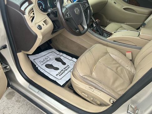 Used 2010 Buick LaCrosse CXL image 10