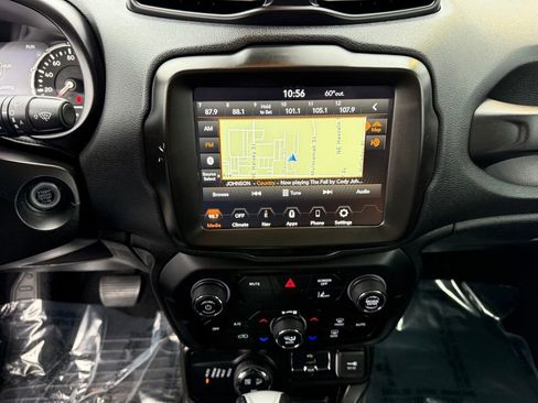 Used 2023 Jeep Renegade Trailhawk image 22