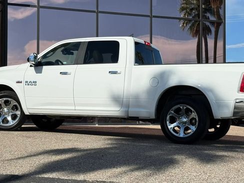 Used 2017 RAM 1500 Laramie AWD/4WD image 6