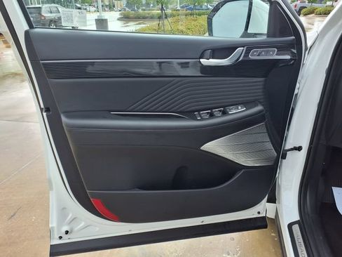 Used 2025 Hyundai Palisade Calligraphy AWD/4WD image 16