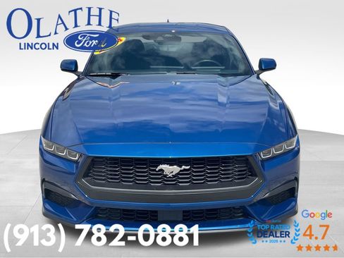 Used 2024 Ford Mustang Coupe RWD image 8