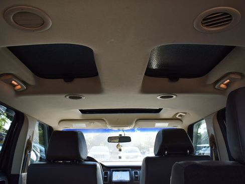 Used 2019 Ford Flex SEL w/ Equipment Group 202A AWD/4WD image 39