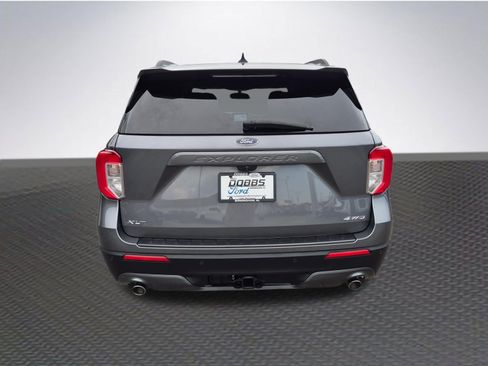 Certified 2023 Ford Explorer XLT w/ Equipment Group 202A AWD/4WD image 6