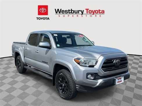 Used 2018 Toyota Tacoma SR5 image 1
