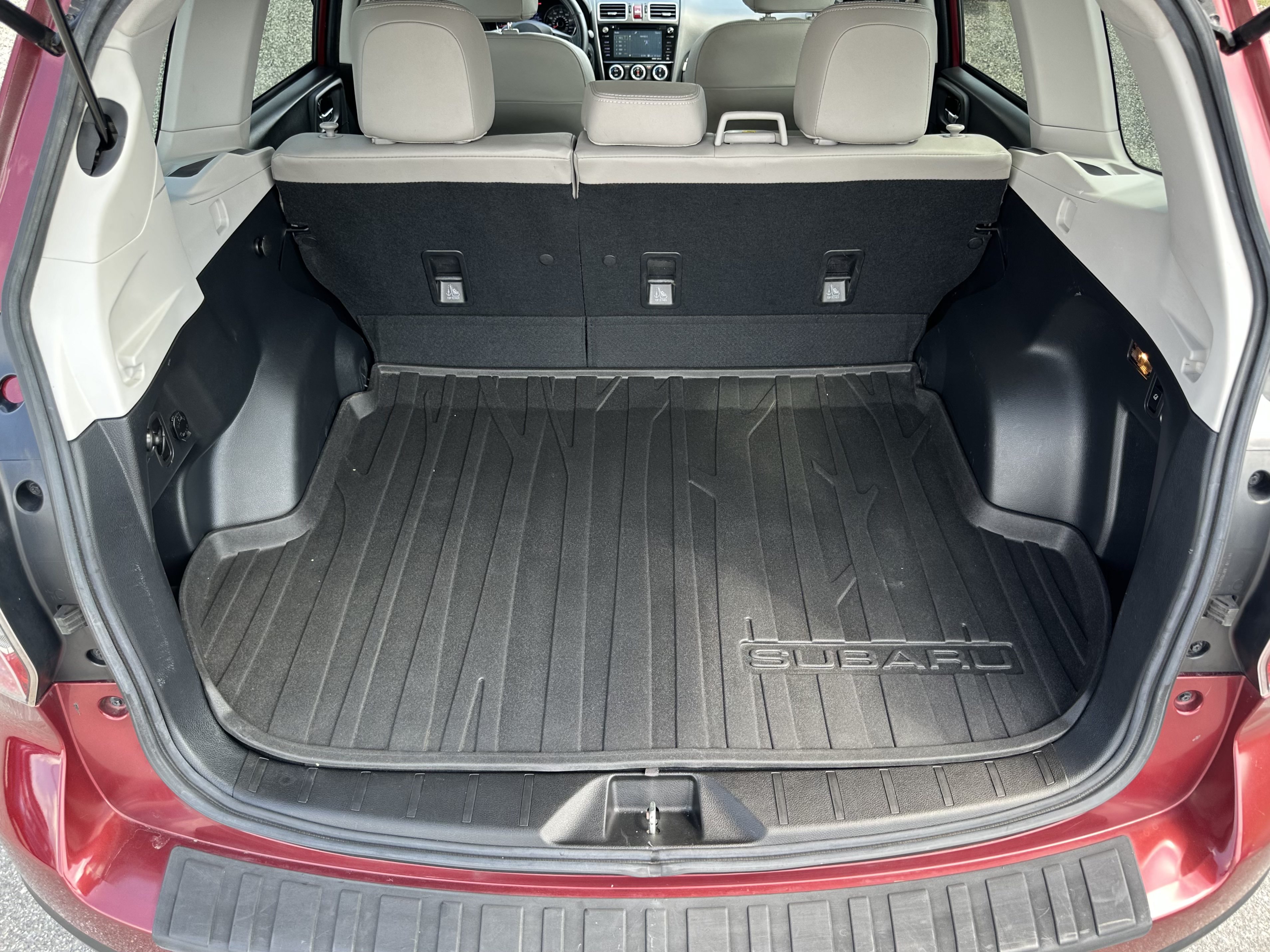 Used 2016 Subaru Forester 2.5i Touring AWD/4WD image 14