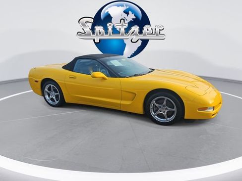 Used 2003 Chevrolet Corvette Convertible w/ Preferred Equipment Group1 image 9