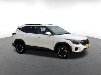 Used 2025 Kia Seltos S FWD video 2