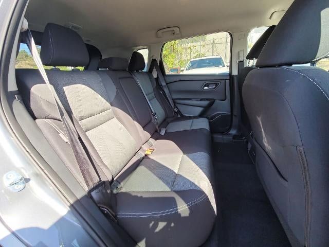Used 2026 Nissan Rogue SV FWD image 25
