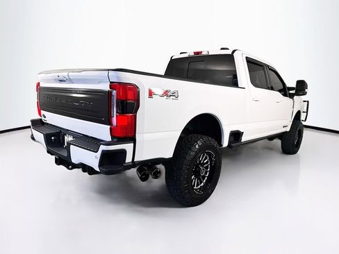 Used 2025 Ford F350 Platinum w/ FX4 Off-Road Package image 10