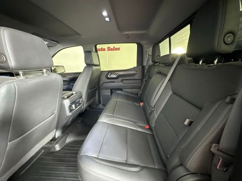 Used 2023 GMC Sierra 1500 SLT w/ SLT Premium Plus Package AWD/4WD image 44