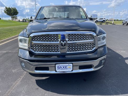 Used 2015 RAM 1500 Laramie w/ Convenience Group AWD/4WD image 8