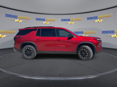 New 2026 Chevrolet Traverse Z71 w/ Driver Confidence Package AWD/4WD image 12