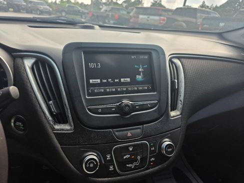 Used 2016 Chevrolet Malibu LS FWD image 15