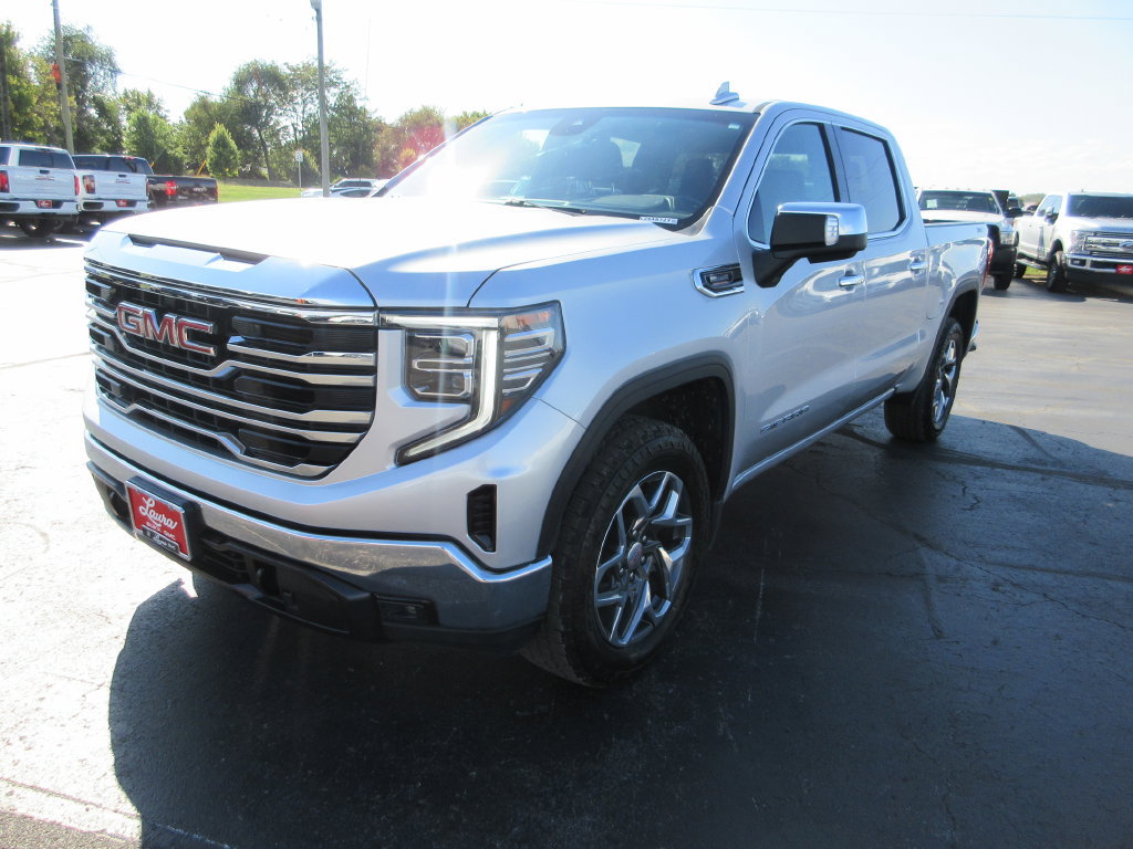 Certified 2022 GMC Sierra 1500 SLT AWD/4WD image 11