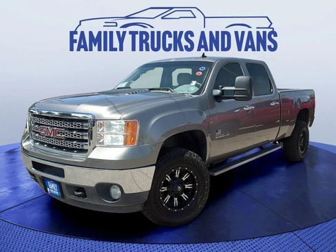 Used 2012 GMC Sierra 2500 SLT w/ SLT Convenience Package AWD/4WD image 1