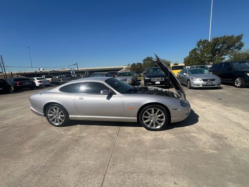 Used 2006 Jaguar XK8 Coupe image 28