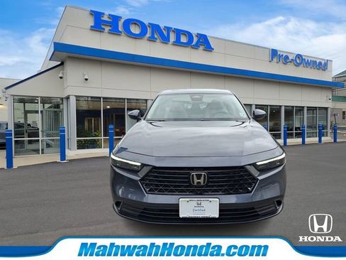 Used 2024 Honda Accord EX image 2