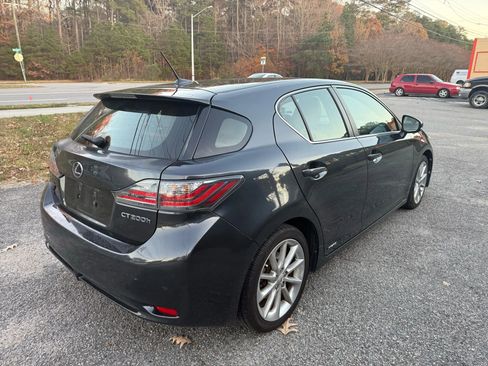 Used 2011 Lexus CT 200h image 5