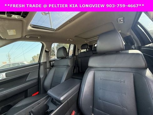 Used 2024 Hyundai Santa Fe Limited image 17