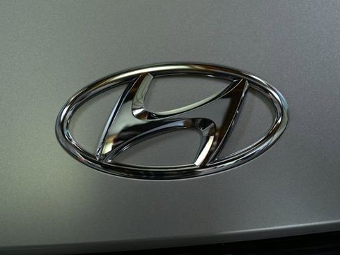 Used 2024 Hyundai Ioniq 5 Limited image 11