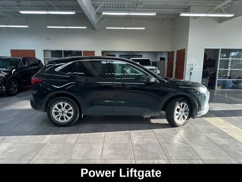 Used 2023 Ford Escape Active AWD/4WD image 8