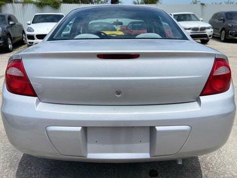 Used 2004 Dodge Neon SE FWD image 4