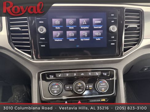 Used 2020 Volkswagen Atlas Cross Sport SEL Premium R-Line AWD/4WD image 23