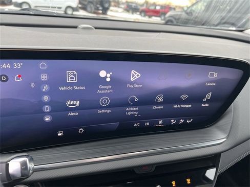 Certified 2025 Buick Envision Preferred image 12