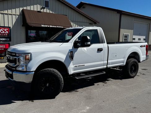 Used 2022 Ford F250 XLT AWD/4WD image 1