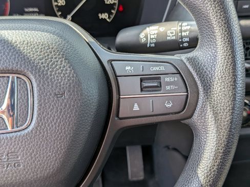 Used 2025 Honda HR-V LX image 19
