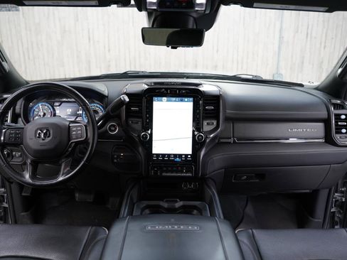 Used 2022 RAM 3500 Limited image 17