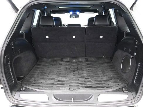 Used 2014 Jeep Grand Cherokee Overland image 33