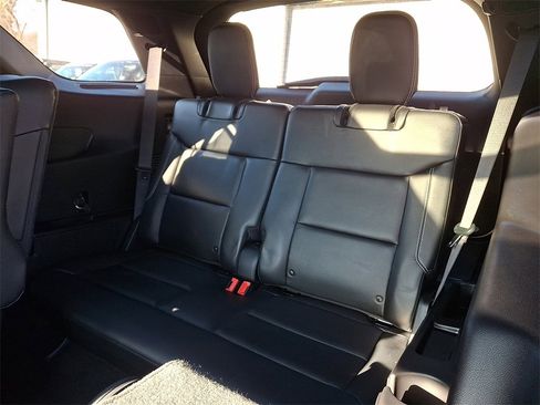 Certified 2020 Ford Explorer ST w/ ST Street Pack image 12