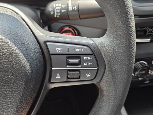 Certified 2025 Honda Accord SE image 27
