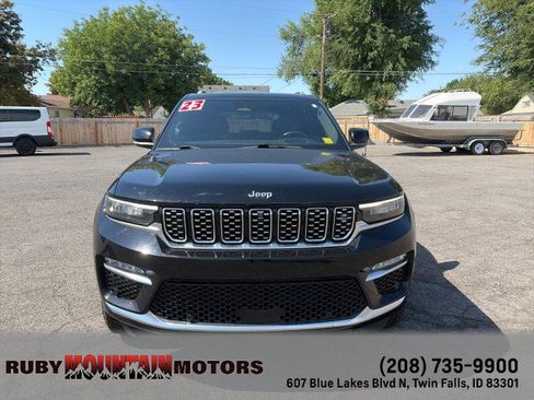 Used 2023 Jeep Grand Cherokee Summit w/ Adv Protech Group IV AWD/4WD image 2