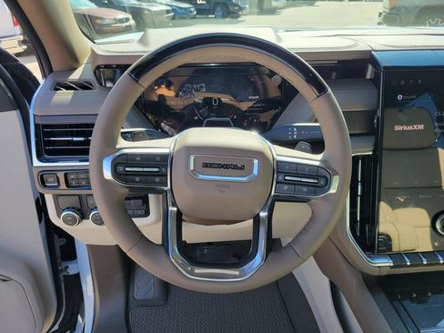 New 2026 GMC Yukon XL Denali w/ Denali Reserve Package RWD image 17