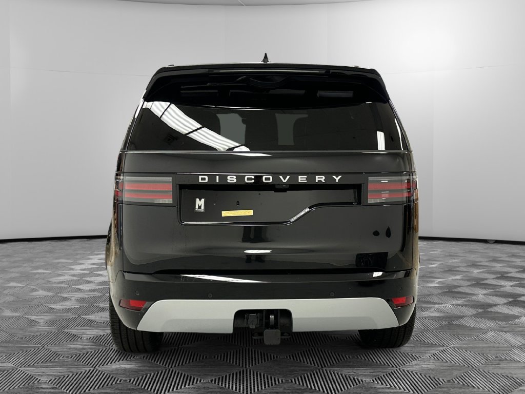 New 2026 Land Rover Discovery Limited Edition AWD/4WD image 4