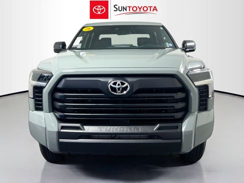 Used 2026 Toyota Tundra SR5 w/ SR5 Premium Package AWD/4WD image 10