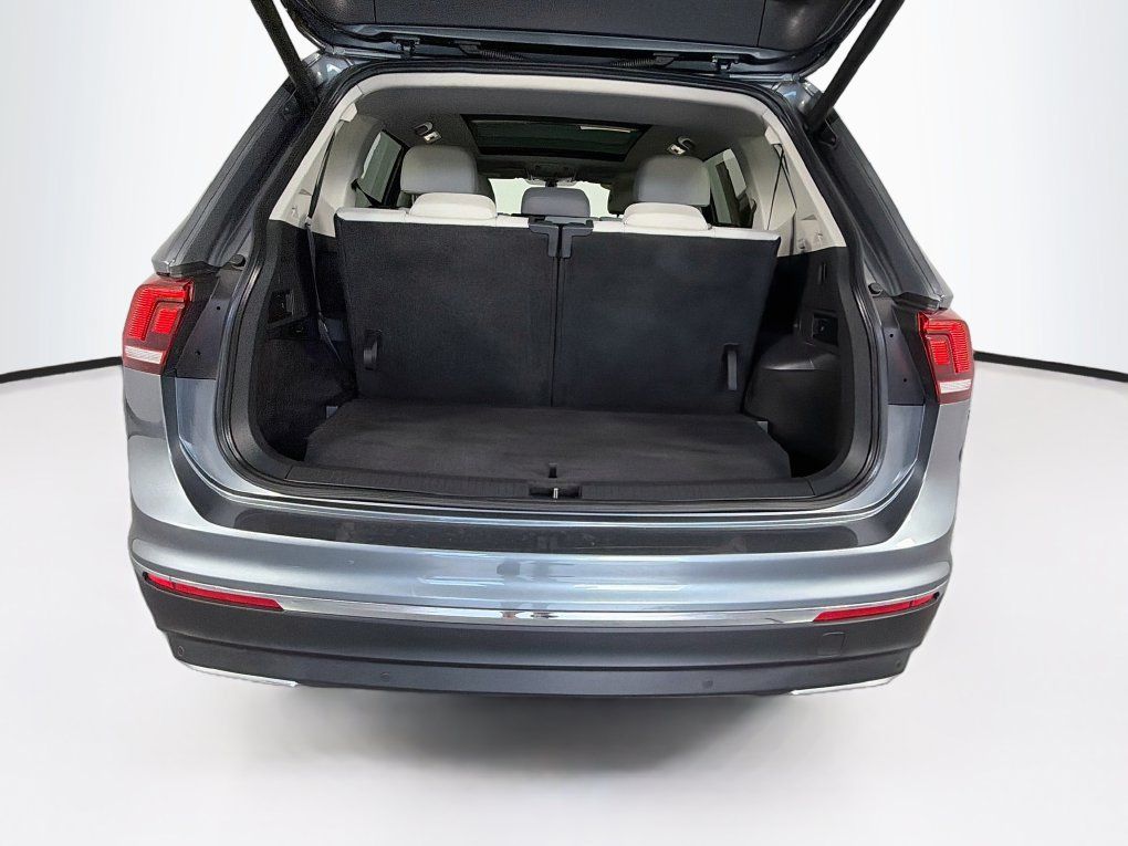 Used 2019 Volkswagen Tiguan SEL w/ 3rd Row Seat Package AWD/4WD image 23