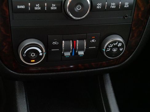 Used 2012 Chevrolet Impala LT w/ LT Sunroof Package FWD image 23